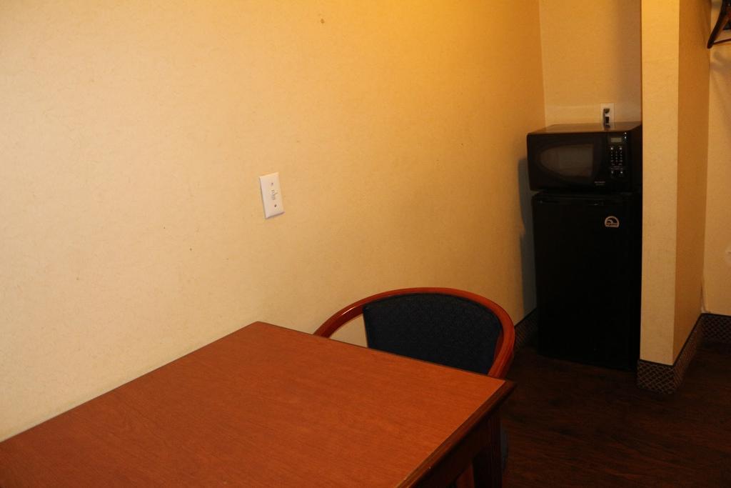 Magnolia Bay Hotel & Suites Jonesboro Luaran gambar