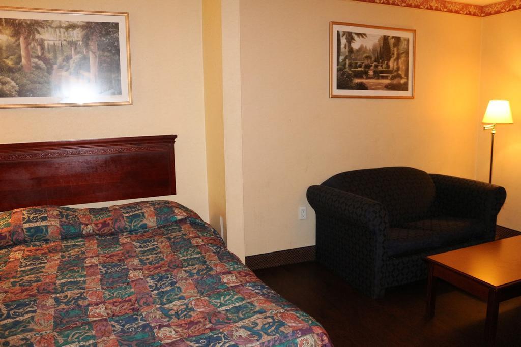 Magnolia Bay Hotel & Suites Jonesboro Luaran gambar