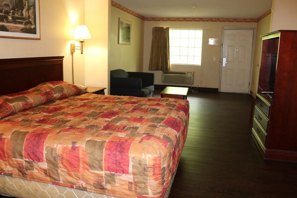 Magnolia Bay Hotel & Suites Jonesboro Luaran gambar